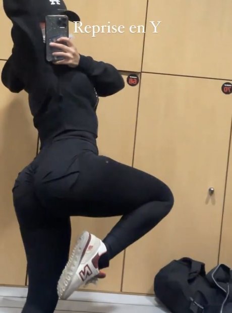 Akirayass xxx only fans