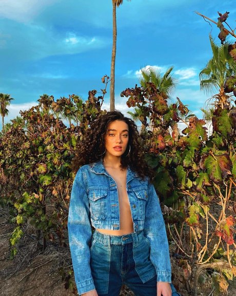 Liraz Nomdar onlyfans leaks