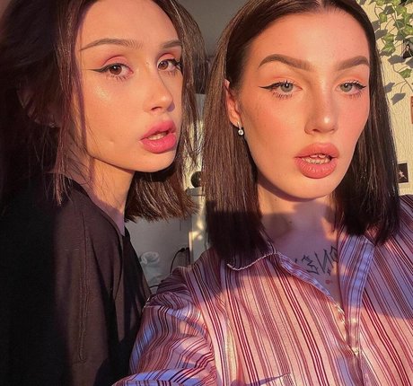 Julia Molligan porn onlyfans