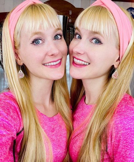 Camille And Kennerly leaked porn onlyfans