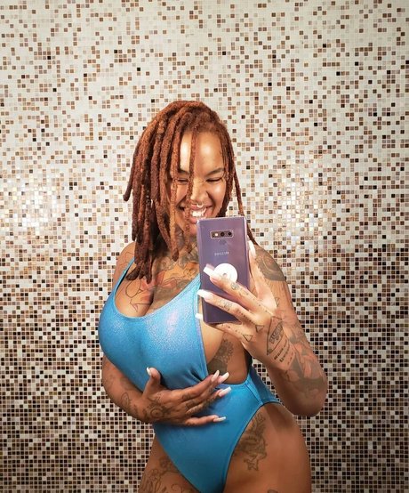 Diandra Janelle Rose onlyfans model photo