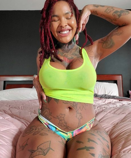 Diandra Janelle Rose leaked onlyfans.