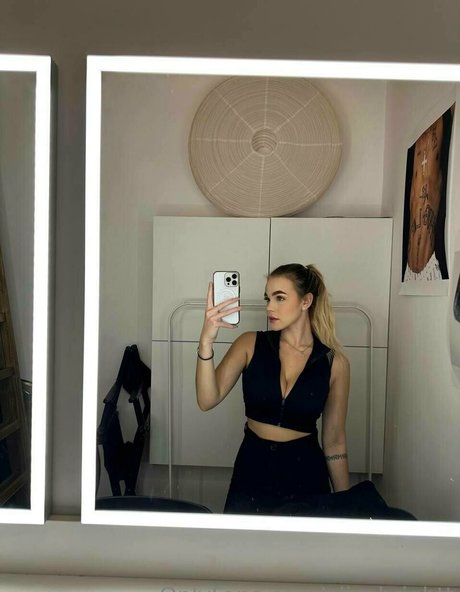 alicebrightt nude onlyfans leaked