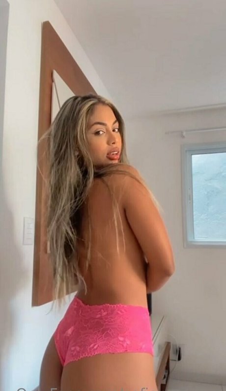 sofiamorenox onlyfans leaked photos