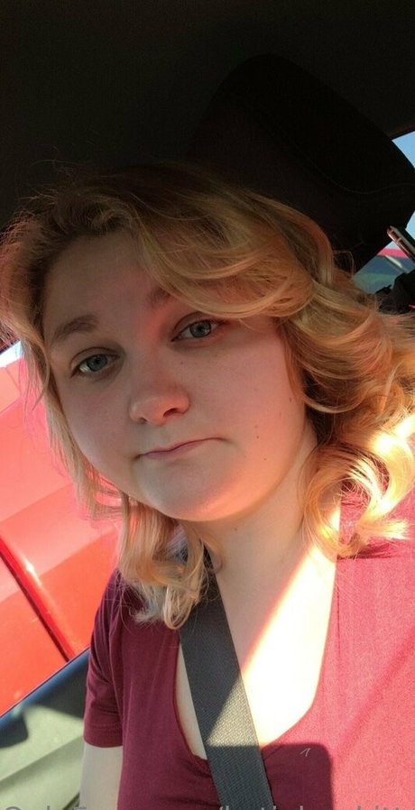 katiebugkitty122 leaked onlyfans