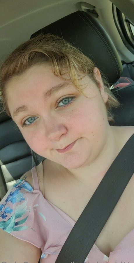 katiebugkitty122 nudes onlyfans leaked