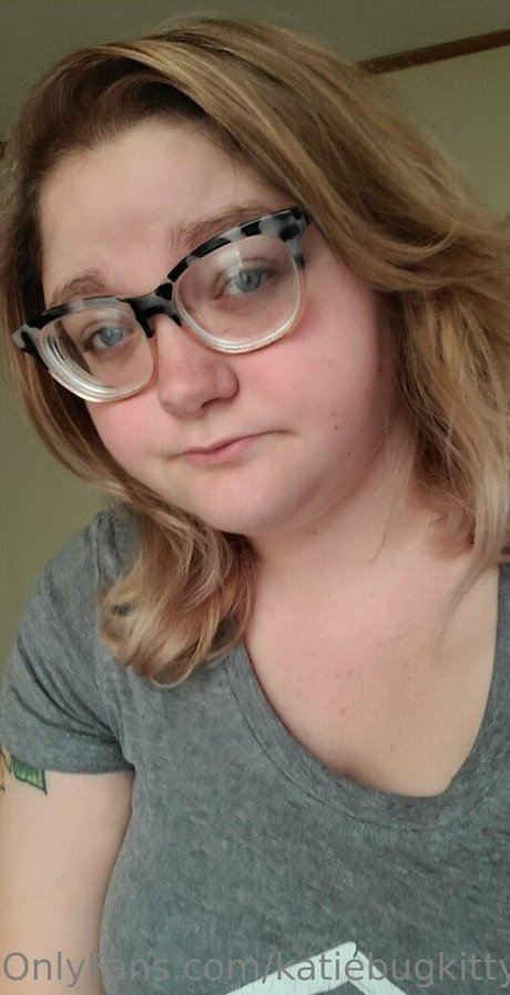 katiebugkitty122 onlyfans sex