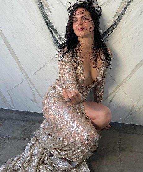 Lana Parilla onlyfans leaked pictures