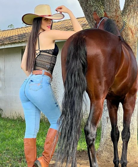 Geandra Bazzanella onlyfans page