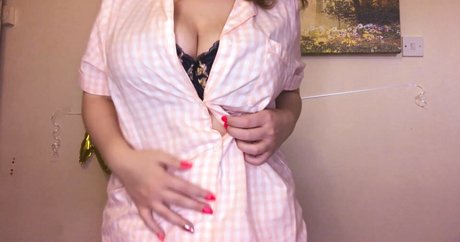 JJASMR onlyfans photos