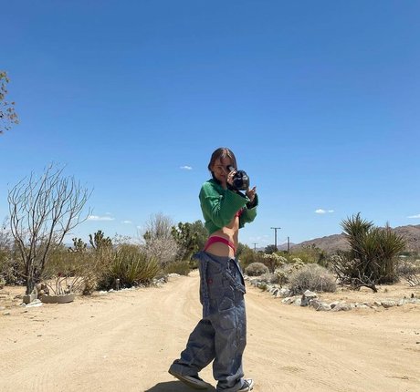 Maisy Stella topless onlyfans