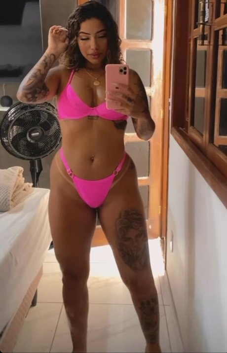 Muito Linda onlyfans free