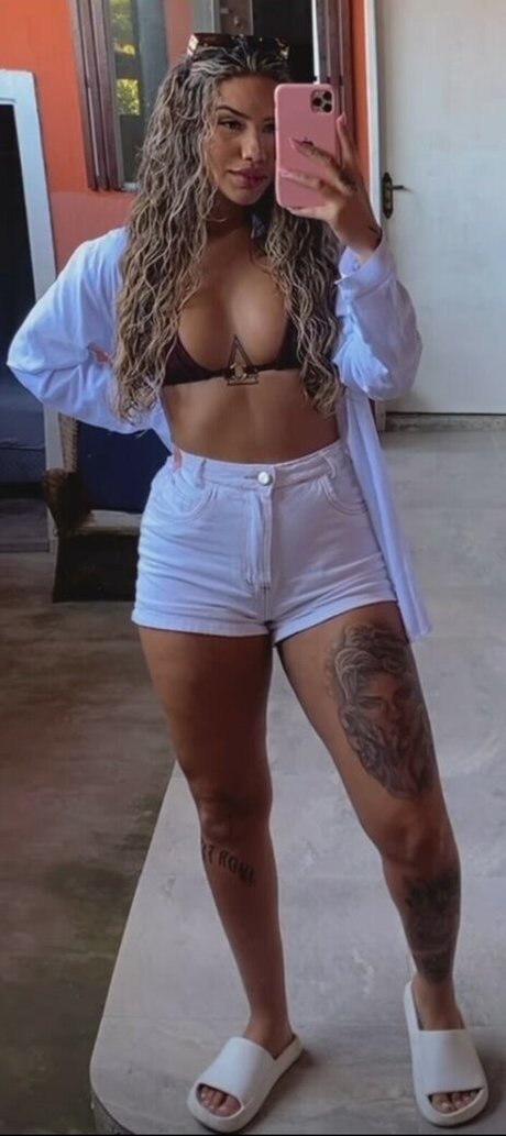 Muito Linda leaked onlyfans pictures