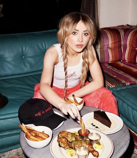 Sabrina Carpenter onlyfans leaks free