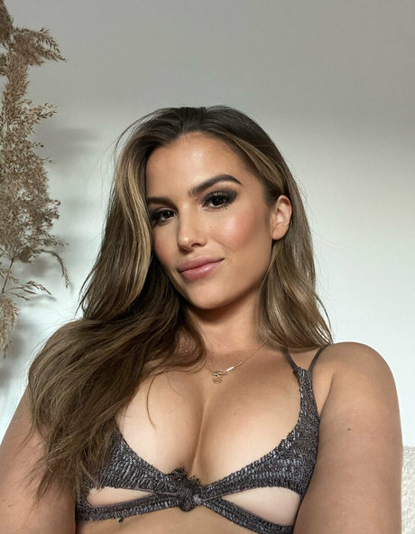 Love Island Millie Brown onlyfans post