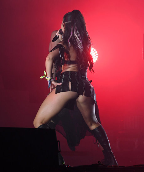 Charli XCX onlyfans nudes