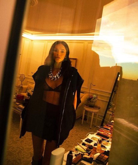 Bruna Marquezine nude leaks onlyfans