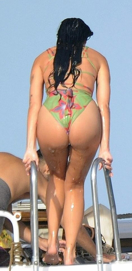 Dua Lipa leaked onlyfans content