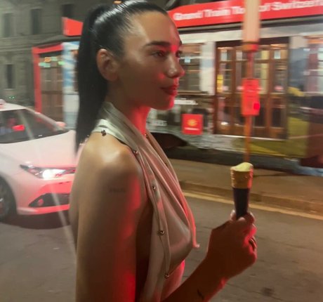 Dua Lipa onlyfans leaked photos