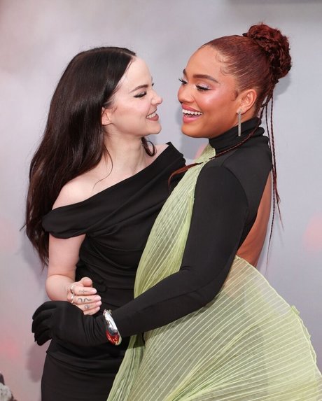 Dove Cameron leaked naked onlyfans