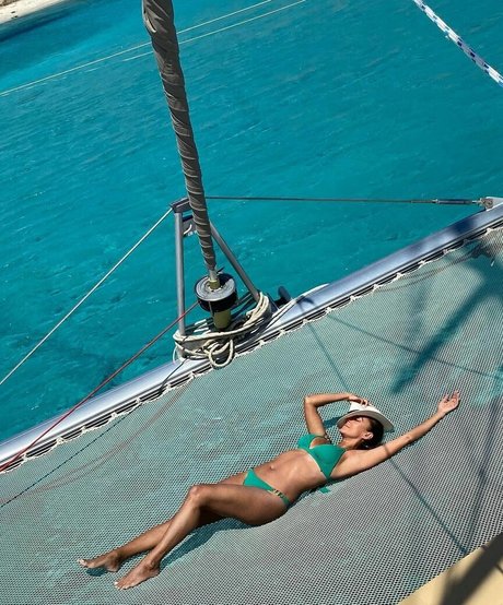 Eva LaRue onlyfans pics