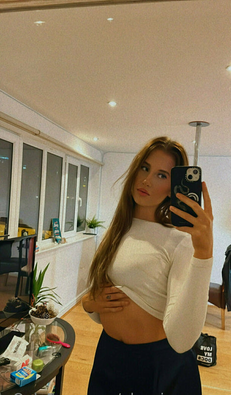 tanyalust onlyfans images