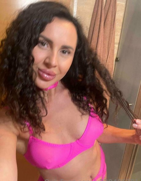 juliana insanely h0rny onlyfans striptease