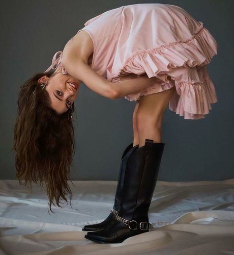 Natalia Dyer onlyfans for free