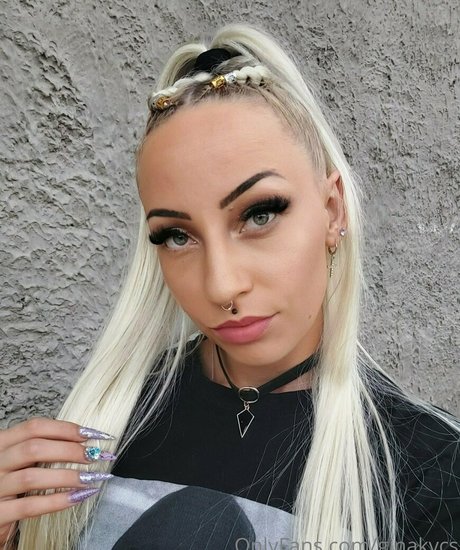 badbunnybabee naked onlyfans