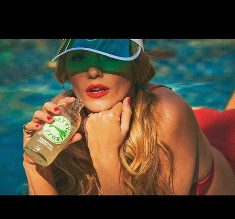 Blake Lively onlyfans mega