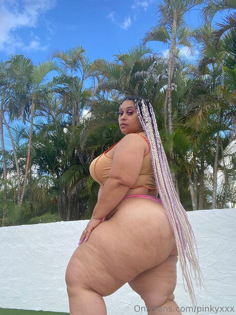 PinkyXXX free onlyfans