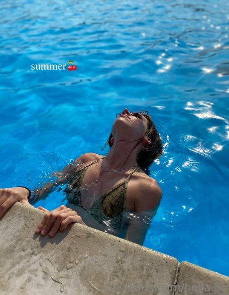 tessie v nude leak onlyfans