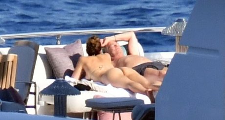 Katharine McPhee onlyfans leak new