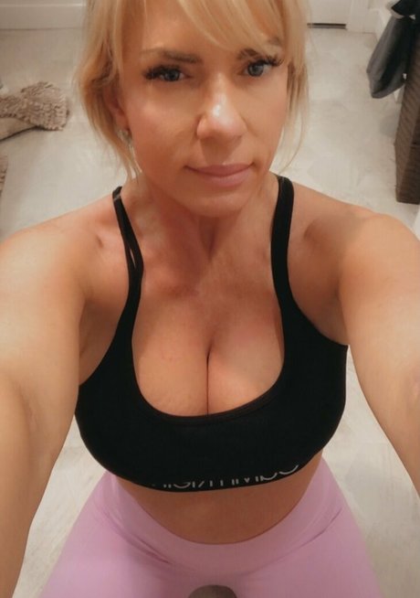 danicachase onlyfans ass