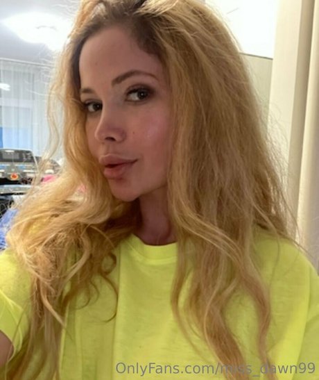 miss dawn99 topless onlyfans