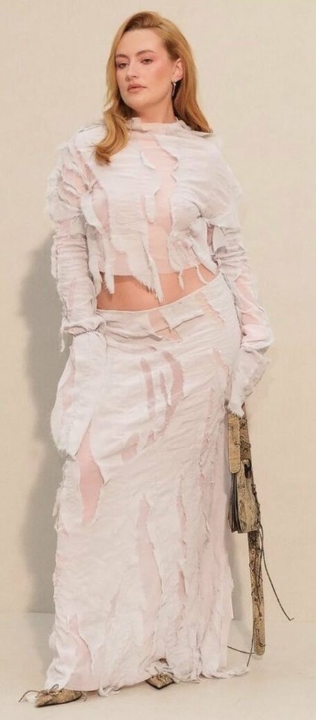 Amelia Dimoldenberg onlyfans free porn