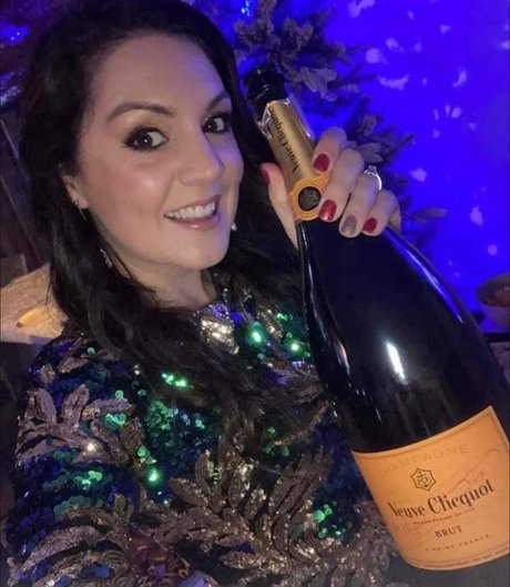 Laura Tobin only fans leaks