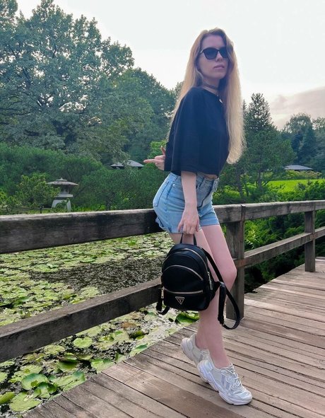 ASMR MOOD en onlyfans