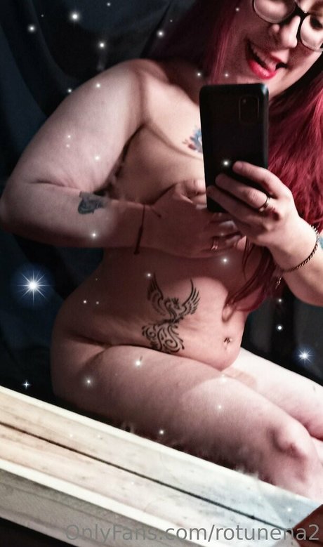 rotunena2 nude onlyfans leaked