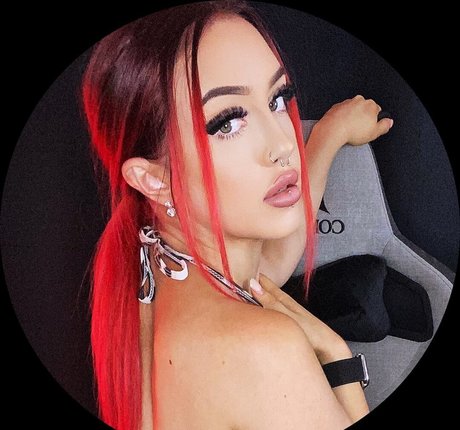 OnlyScrapzi nude onlyfans leak