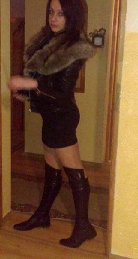 Gabriele Oliveira onlyfans sex leak