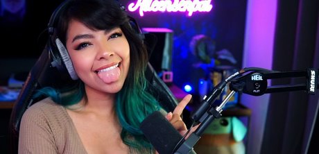 Aileen Senpai onlyfans naked