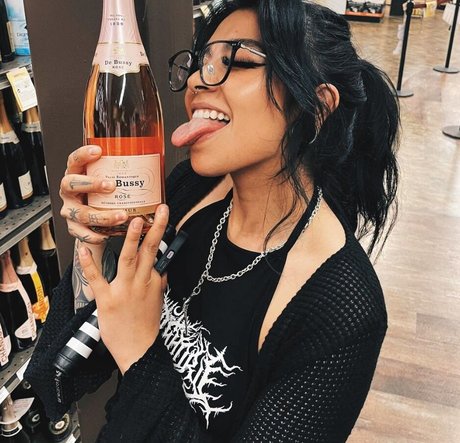 Aileen Senpai onlyfans nudes