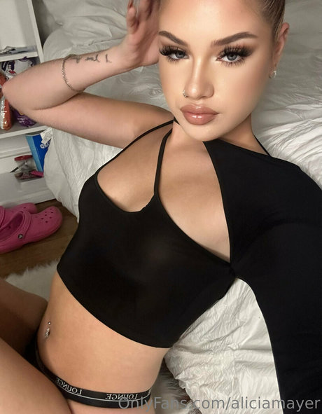aliciamayer onlyfans porn leaked