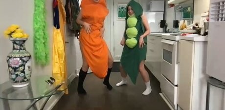 littlesugarpea onlyfans content leaked