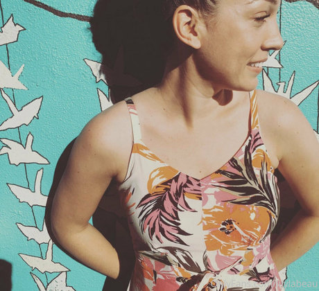 lilylabeau nude leaks onlyfans