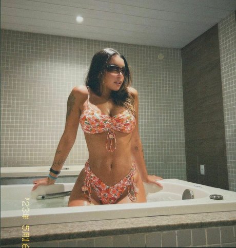 Gabriela Moura feet onlyfans