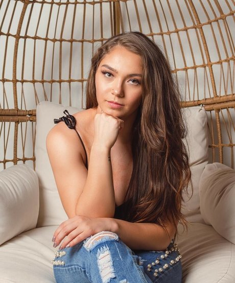 Skye Dolecki onlyfans leaked sex