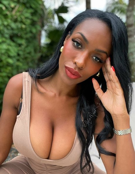 dulcemoon onlyfans leakes