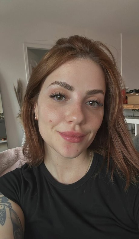 Karol Queiroz nude on onlyfans